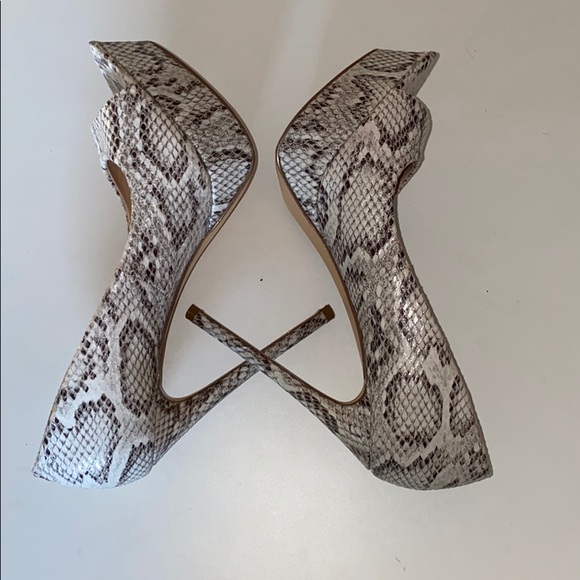 Liliana sky high platform peep toe heels sz 8 - Picture 6 of 7